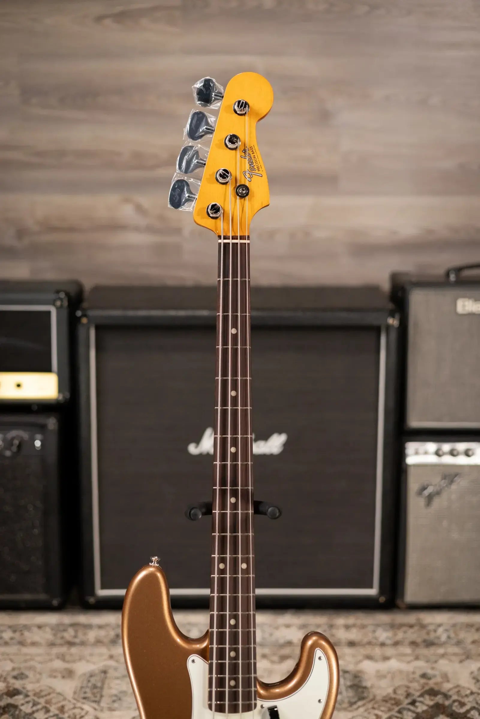Fender Vintera III Late '60s Precision Bass - Firemist Gold with Gig Bag