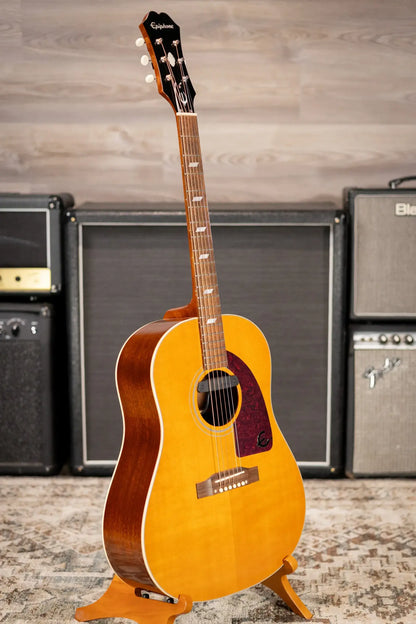 Epiphone Masterbilt Texan FT79 Acoustic Guitar with Fishman Pick-up - Natural with Hardshell Case - Used