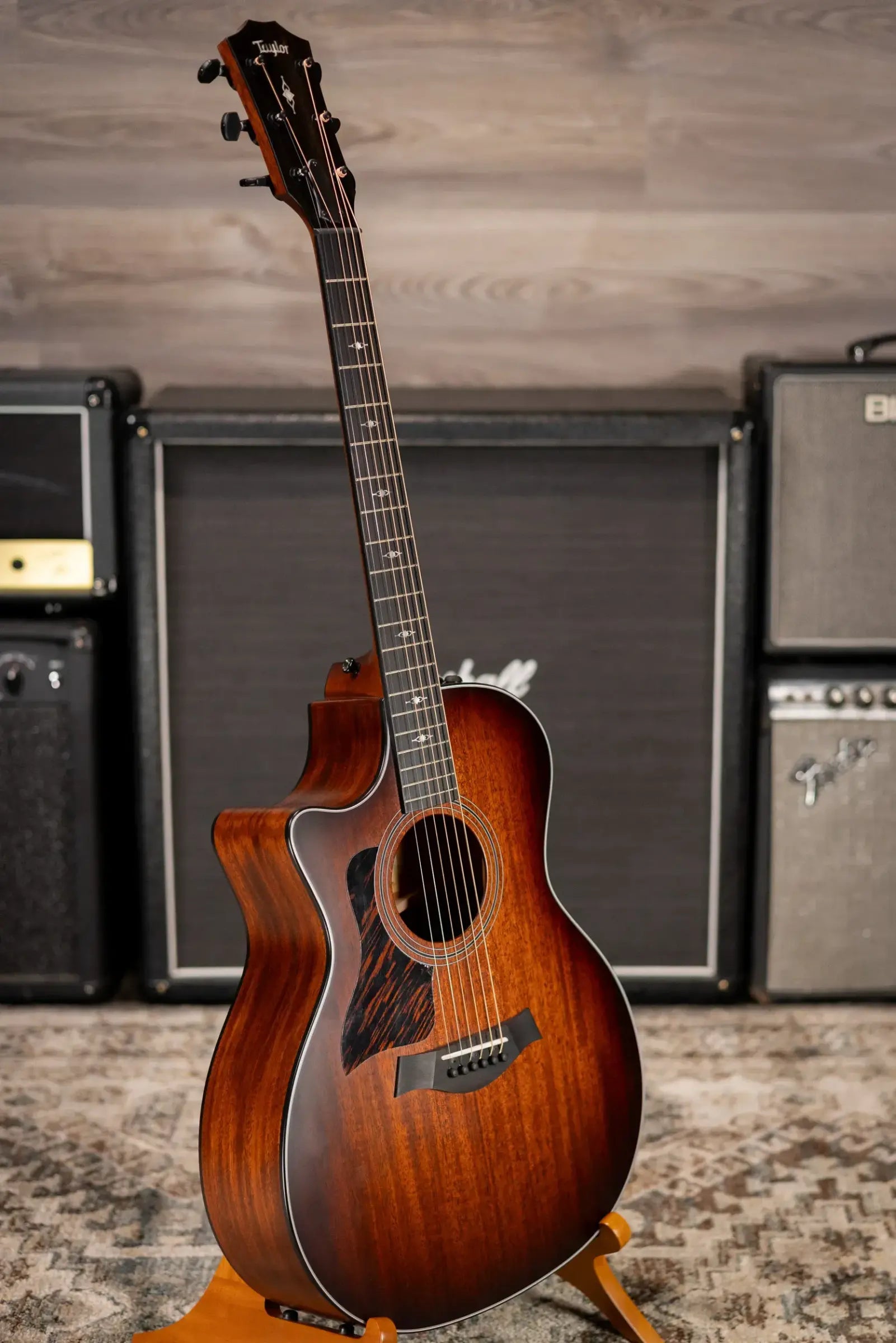 Taylor 324ce Left-Hand Grand Auditorium Acoustic/Electric Guitar - Shaded Edge Burst with Hardshell Case