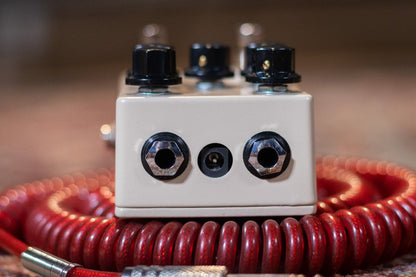 JHS Kodiak Tremolo Guitar Effects Pedal w/Tap Pedal