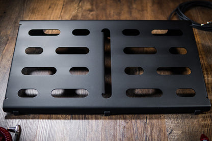 MONO Pedalboard Medium Black + Tour Accessory Case 2.0 Black