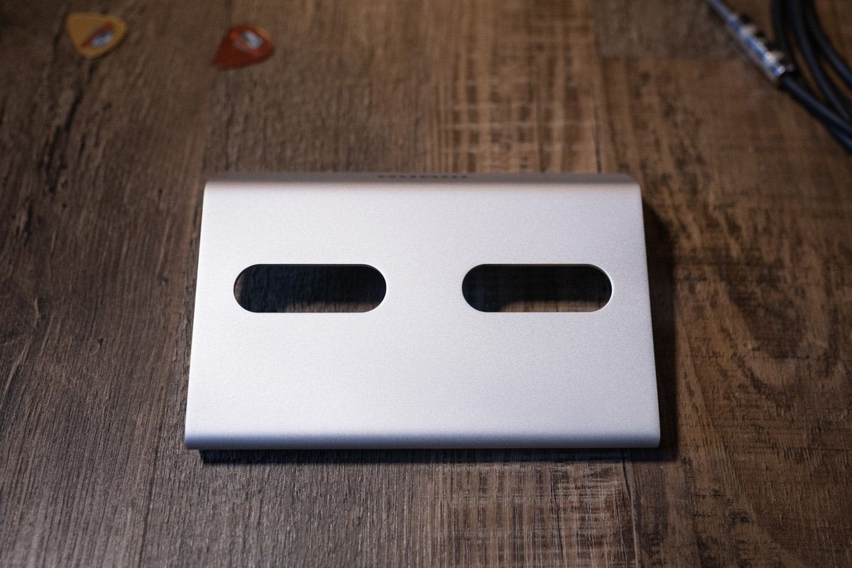 MONO Pedalboard Rise+ Silver