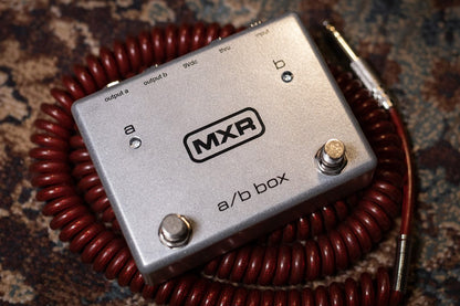 MXR M196 A/B Box