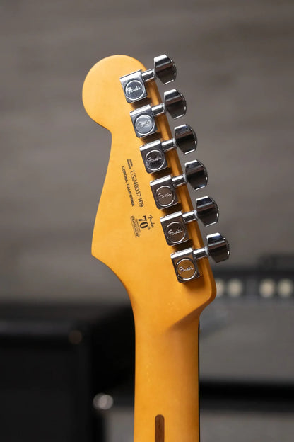 Fender American Professional II Stratocaster Thinline - Transparent Daphne Blue with Hardshell Case - Demo