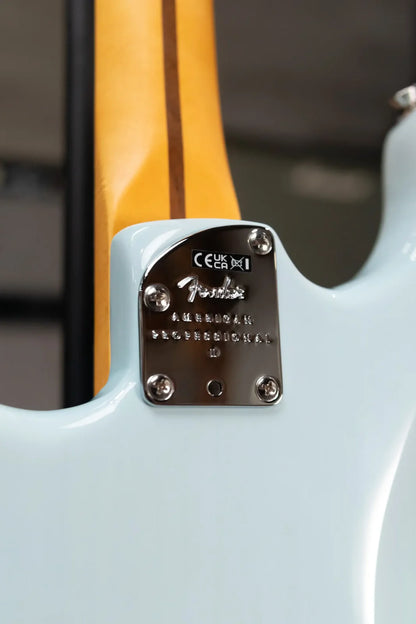 Fender American Professional II Stratocaster Thinline - Transparent Daphne Blue with Hardshell Case