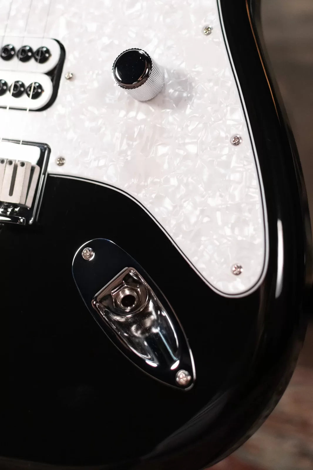 Fender Limited Edition Tom DeLonge Stratocaster Electric Guitar - Black with Deluxe Gig Bag