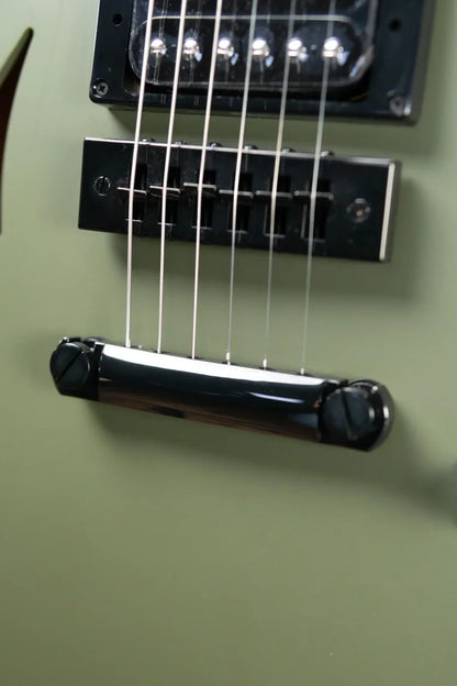EVH SA-126 Special - Matte Army Drab with Hardshell Case
