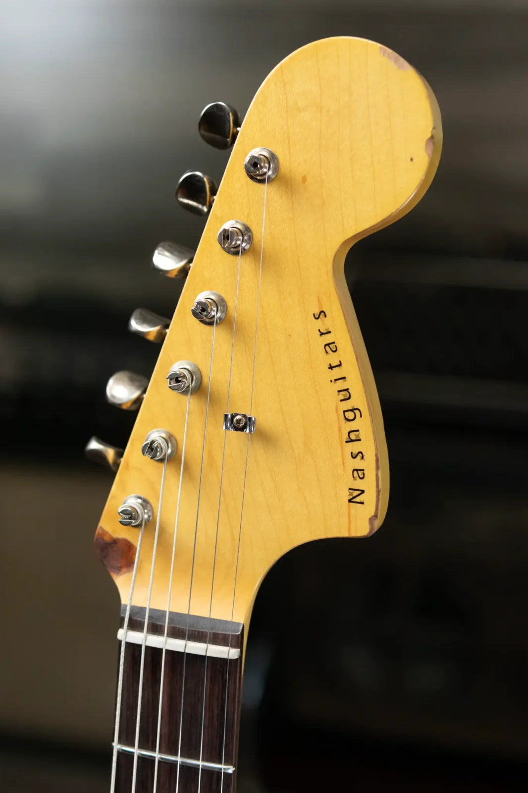 Nash T-72DLX - Medium Aged Charcoal Frost Metallic with Hardshell Case