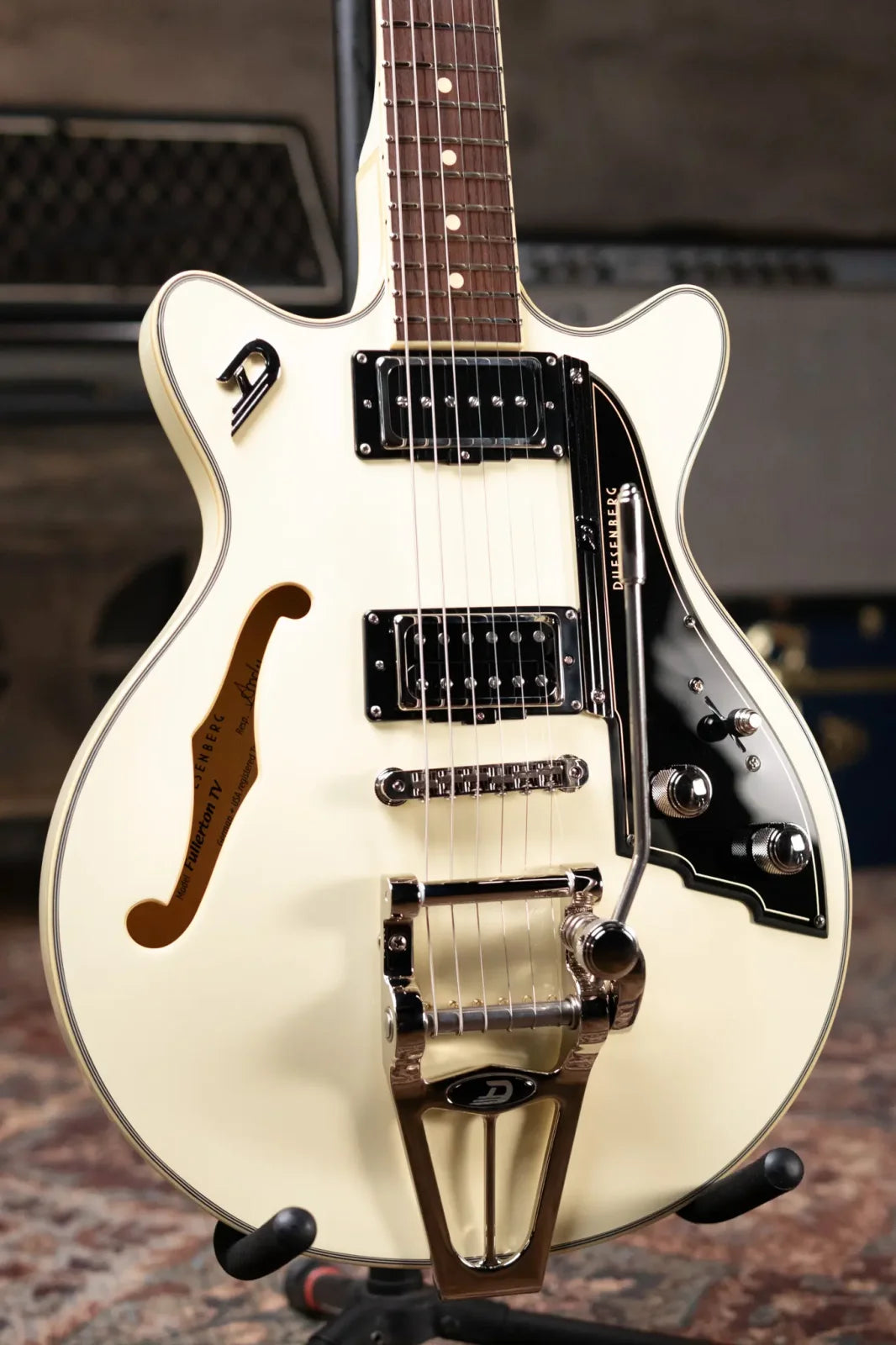 Duesenberg Starplayer TV Fullerton - White with Hardshell Case