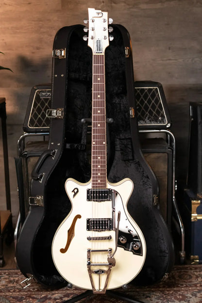 Duesenberg Starplayer TV Fullerton - White with Hardshell Case