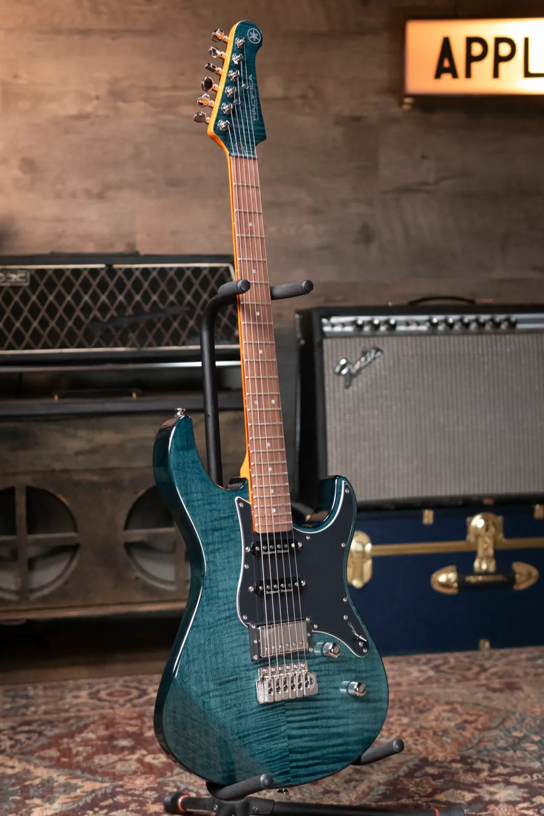 Yamaha Pacifica 612 Electric Guitar Limited Edition - Indigo Blue - Floor Model