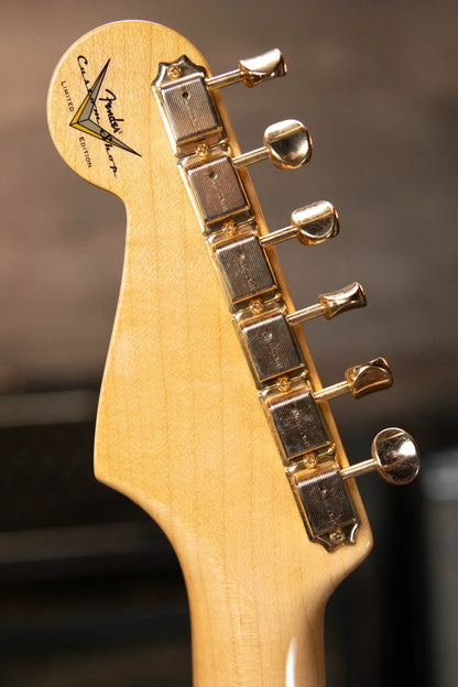 Fender Custom Shop Limited Edition 1954 Hardtail Stratocaster DLX Closet Classic - Aged Shell Pink with Hardshell Case