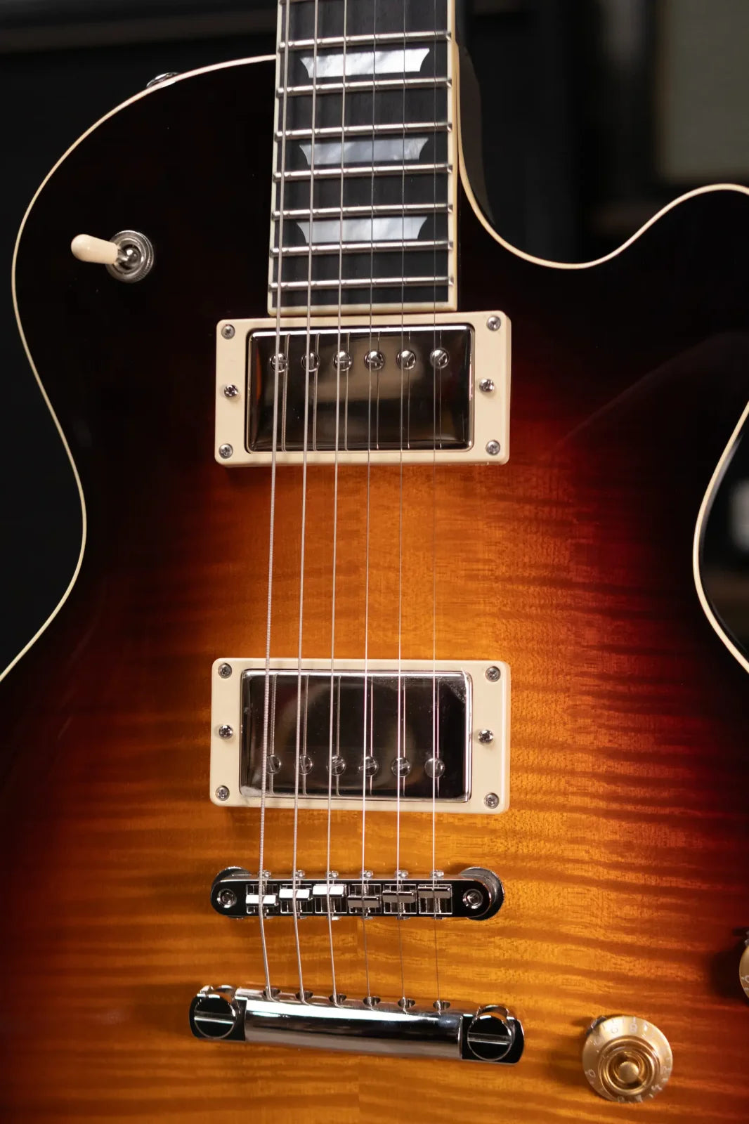 Eastman SB59-SB Electric Guitar - Sunburst with Hardshell Case