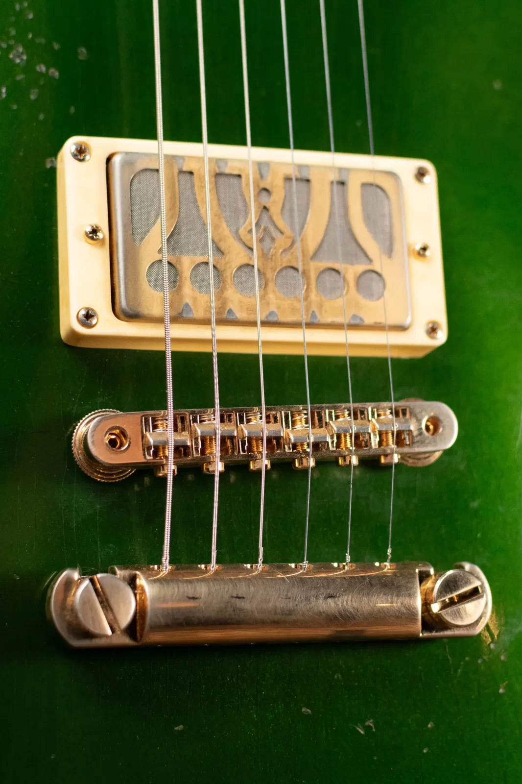 Maybach Convair Masterbuilt - British Racing Green Aged with Hardshell Case