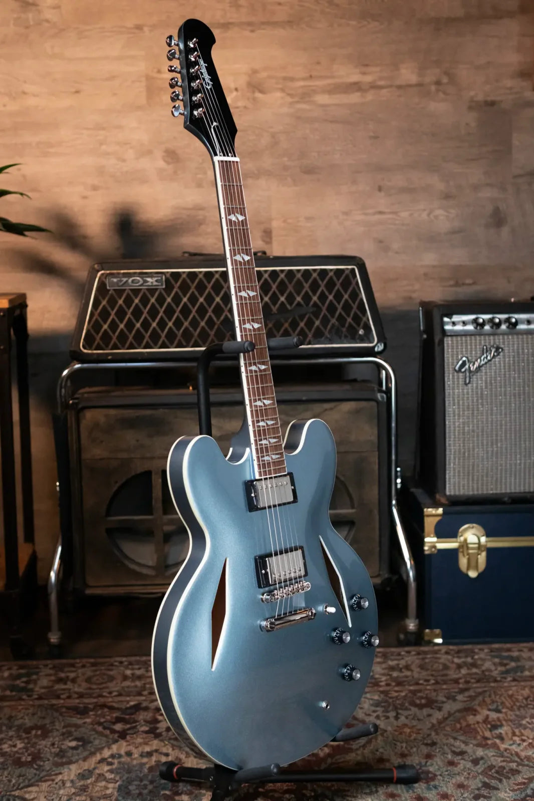 Epiphone Dave Grohl DG-335 Semi-Hollow - Pelham Blue with Hardshell Case