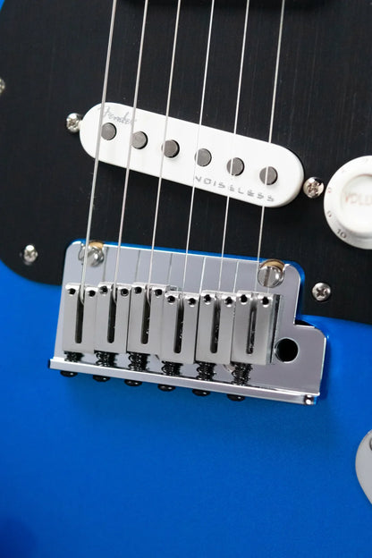 Fender American Ultra II Stratocaster - Noble Blue