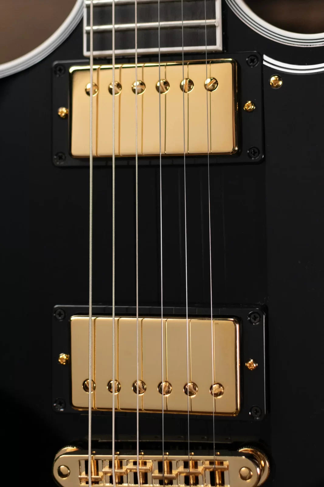 Gibson Firebird Custom Shop, Ebony Fingerboard Electric Guitar - Gloss Ebony with Hardshell Case - Floor Model