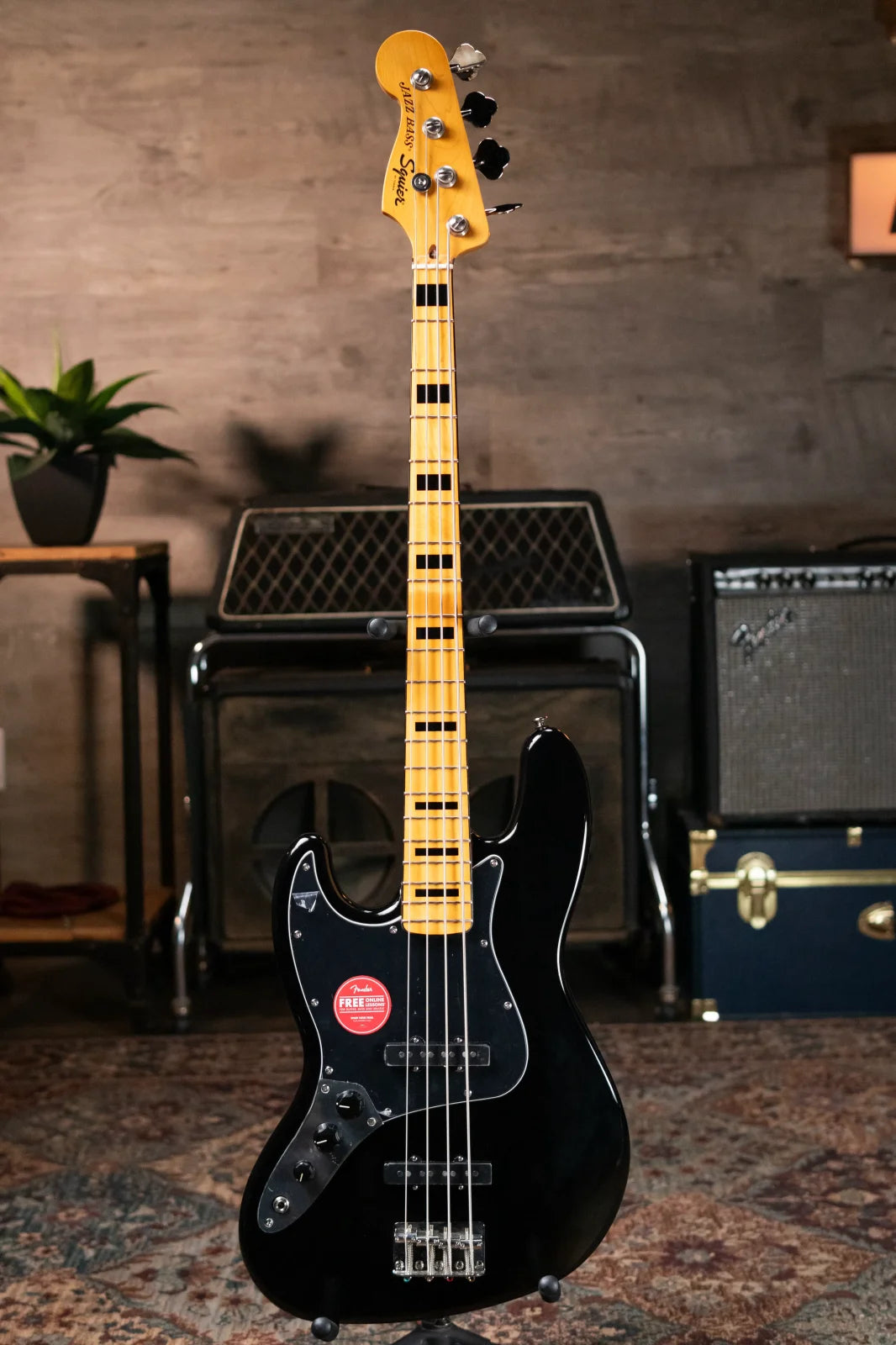 Squier Classic Vibe '70s Jazz Bass Left-Handed, Maple Fingerboard - Black
