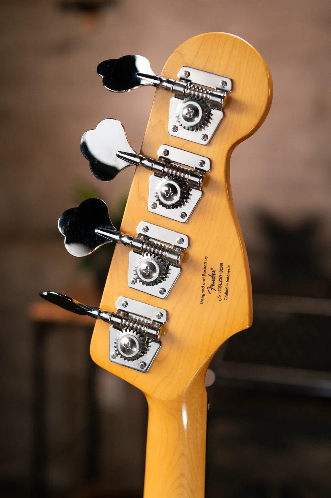 Squier Classic Vibe '70s Jazz Bass Left-Handed, Maple Fingerboard - Black