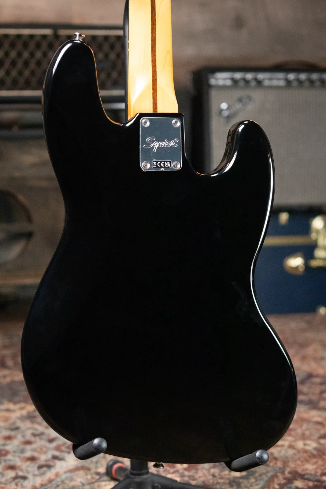 Squier Classic Vibe '70s Jazz Bass Left-Handed, Maple Fingerboard - Black