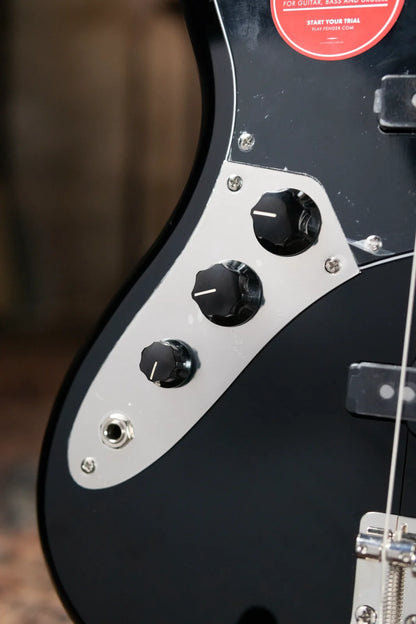 Squier Classic Vibe '70s Jazz Bass Left-Handed, Maple Fingerboard - Black