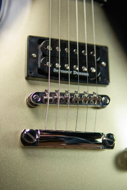 Epiphone Adam Jones 1979 Les Paul Custom - Antique Silverburst with Hardshell Case