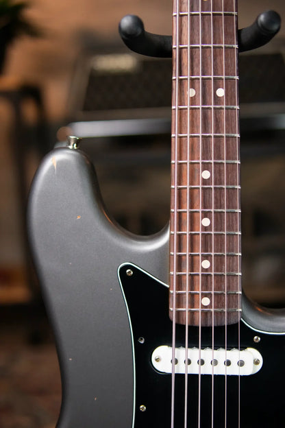 (RTO) Nash B-6 6-String Bass - Charcoal with Hardshell Case