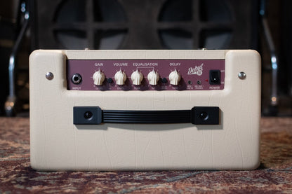 Blackstar Debut 15E Guitar Amplifier 15w