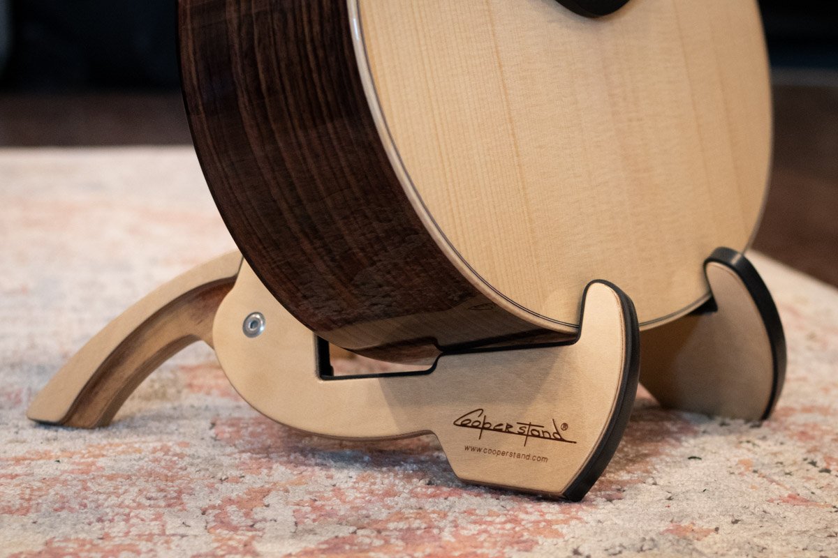 Cooperstand Pro-GB Birch Guitar Stand