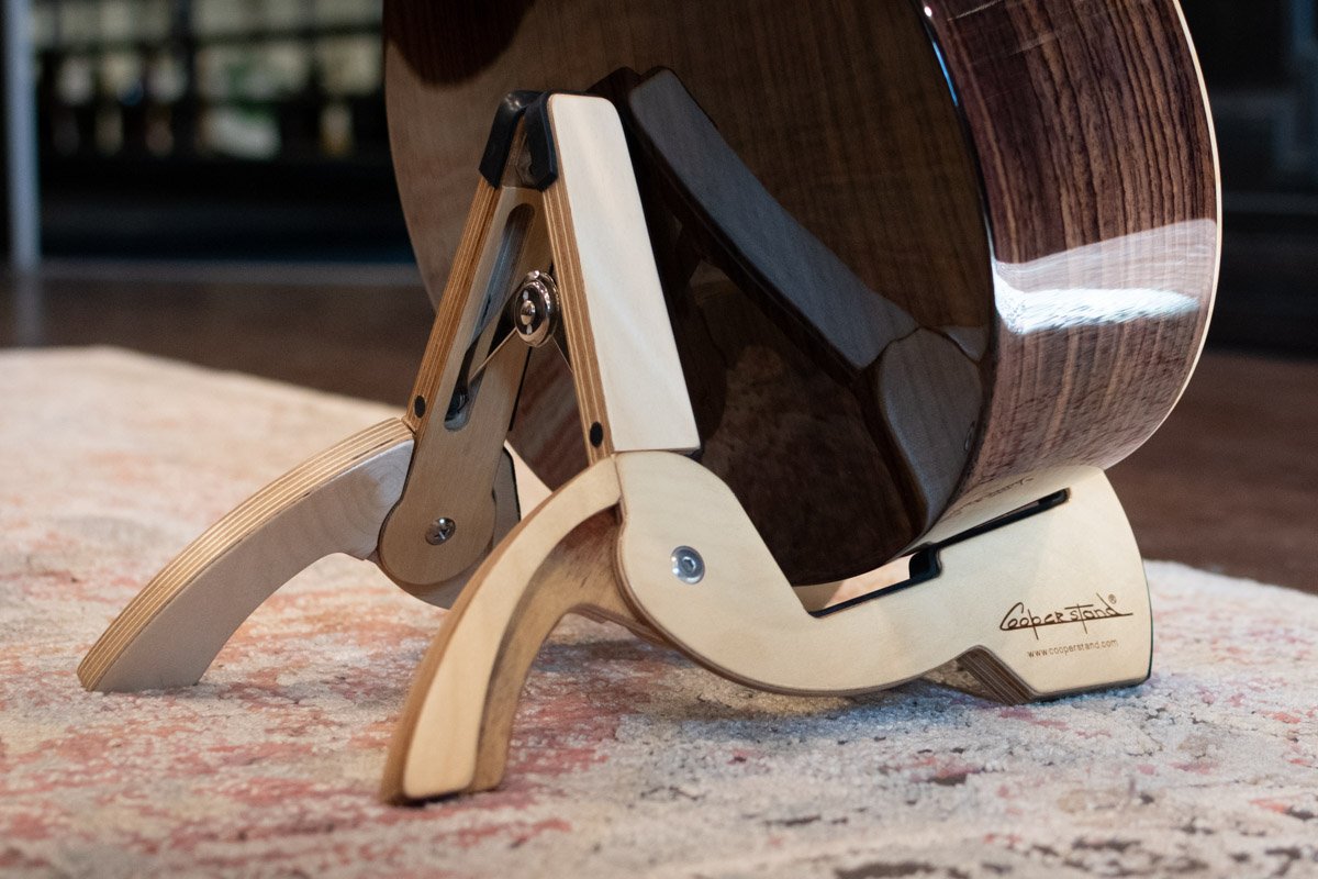 Cooperstand Pro-GB Birch Guitar Stand