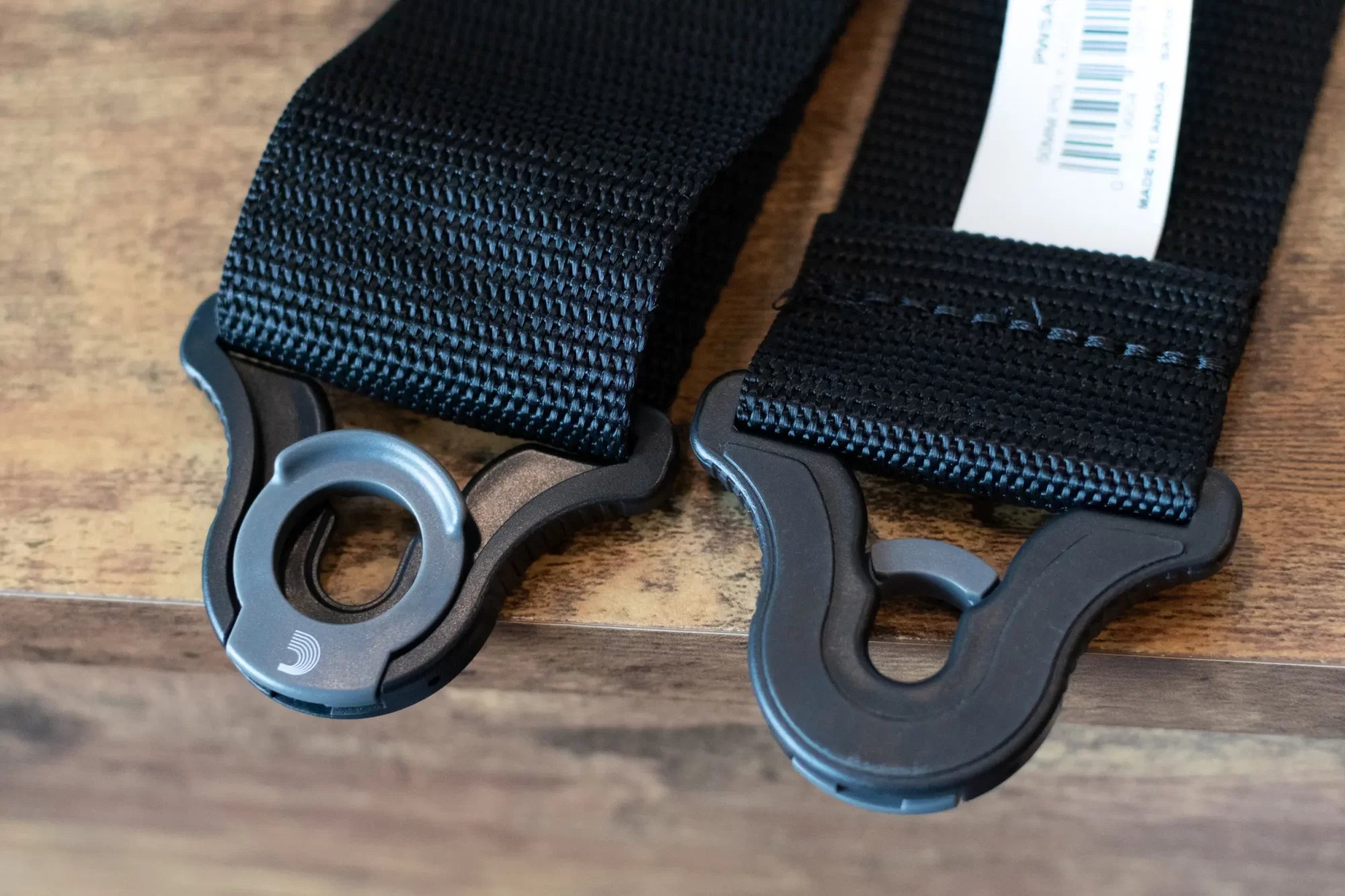 new D Addario Auto Lock Polypro Guitar Strap Black haggertys 6