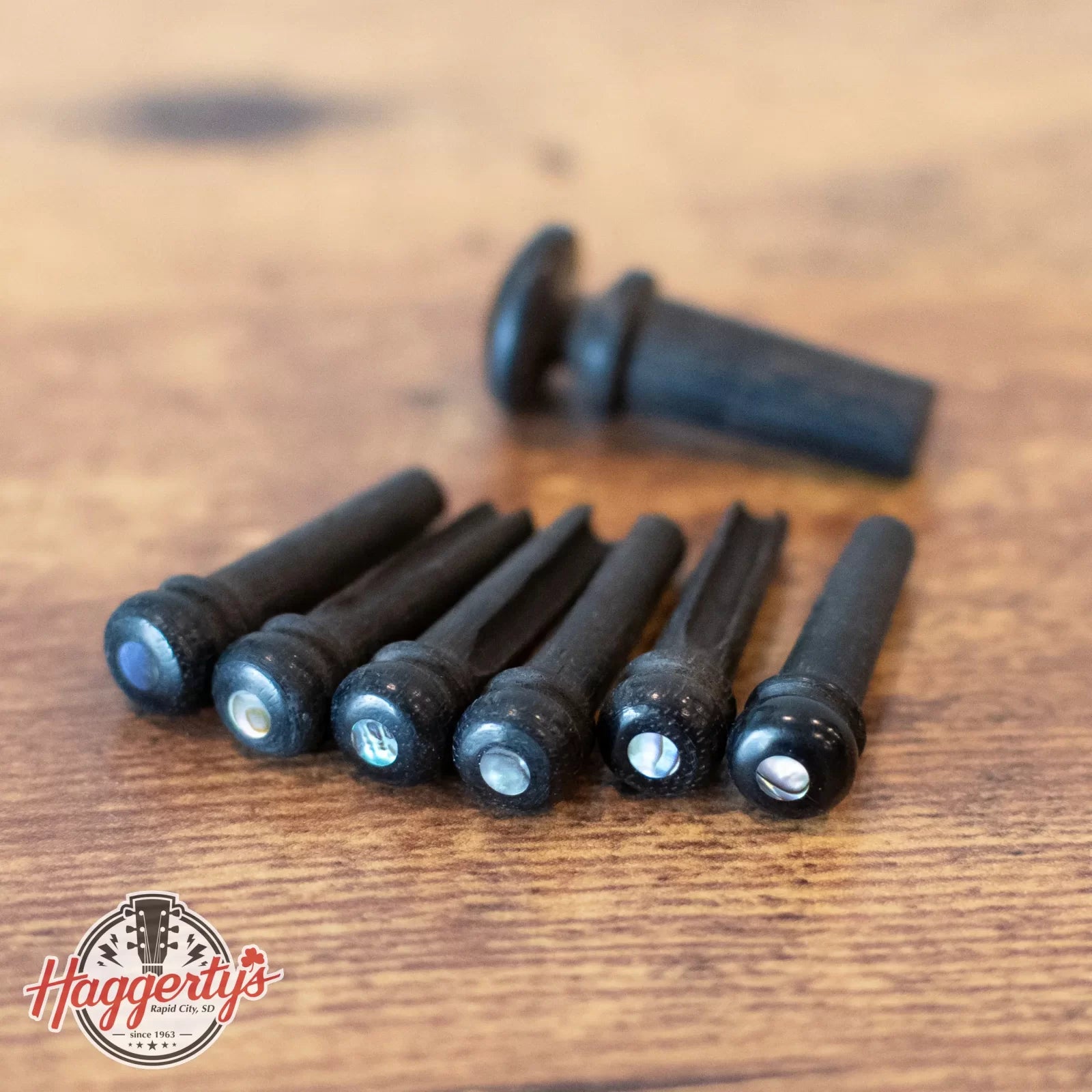 D'Addario PWPS2 Ebony Bridge Pins with End Pin Set, Abalone Inlay