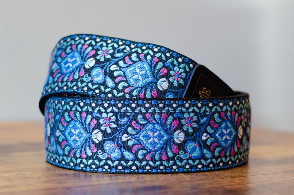 Ernie Ball P04097 Indigo Orchid Jacquard Guitar Strap