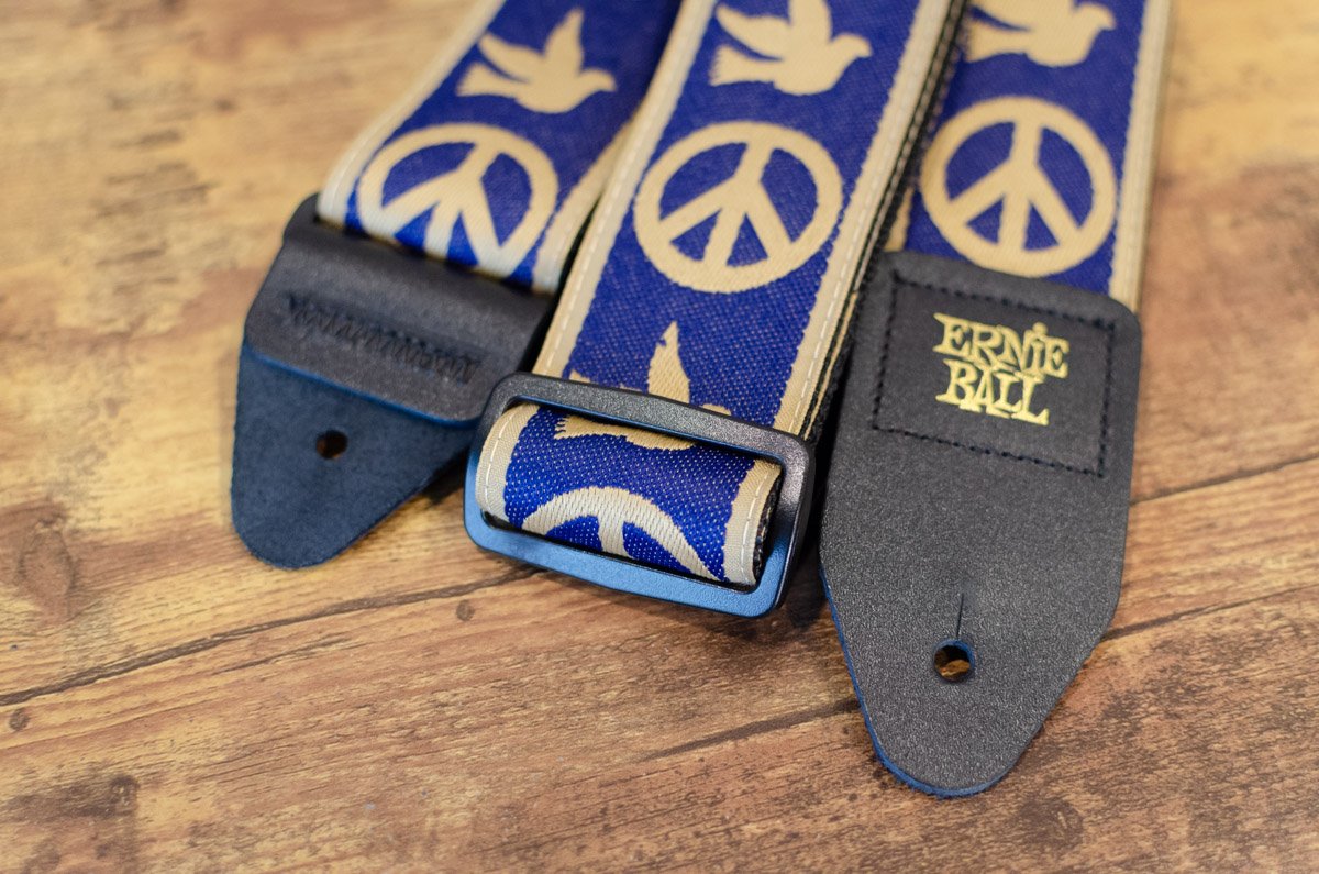 Ernie Ball P04699 Navy Blue and Beige Peace Love Dove Jacquard Guitar Strap