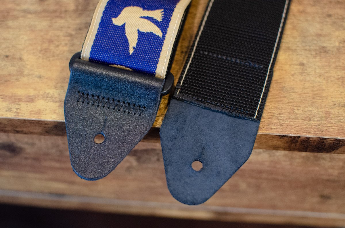 Ernie Ball P04699 Navy Blue and Beige Peace Love Dove Jacquard Guitar Strap