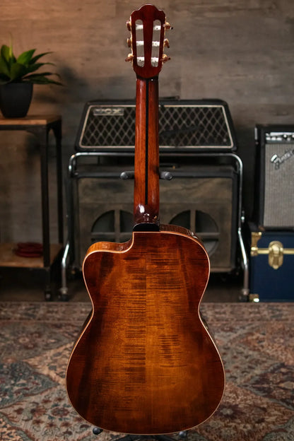 Eastman Cabaret-JB John Buscarino Classical Guitar with Hardshell Case