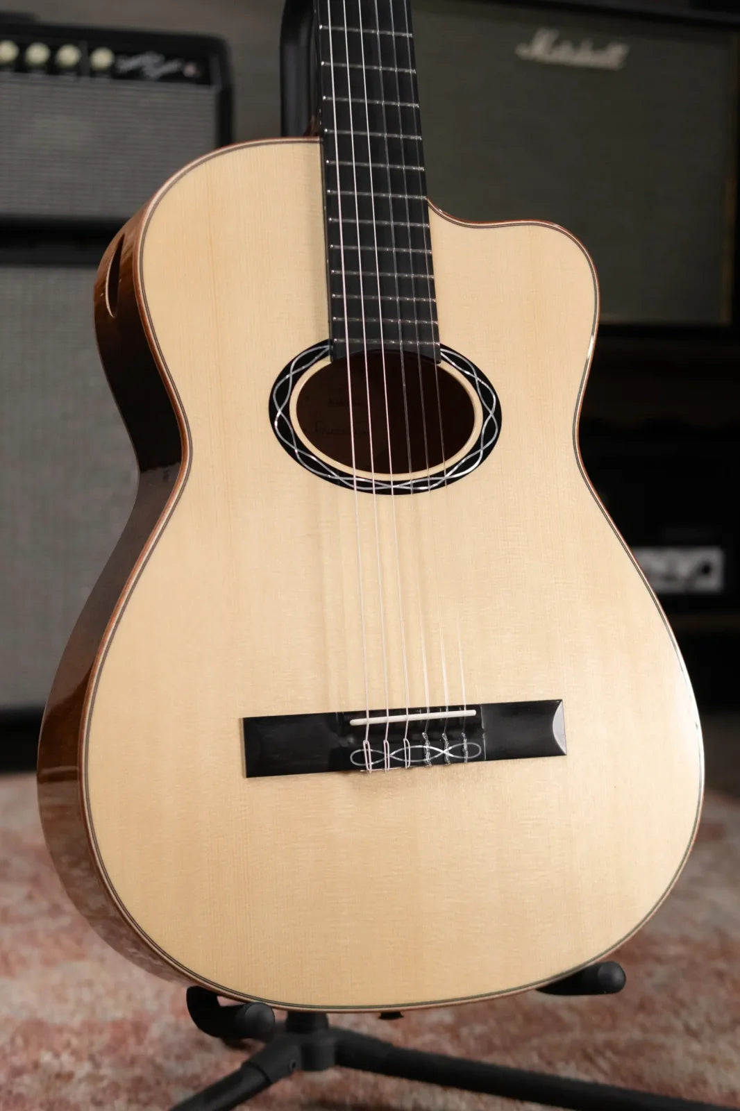 Eastman Cabaret-JB John Buscarino Classical Guitar with Hardshell Case