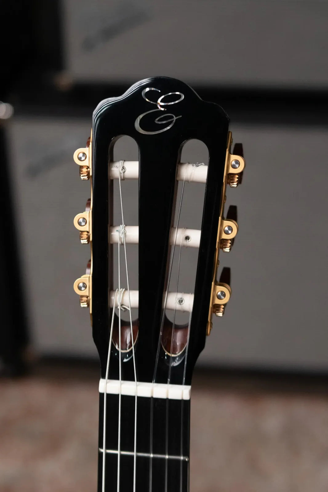 Eastman Cabaret-JB John Buscarino Classical Guitar with Hardshell Case