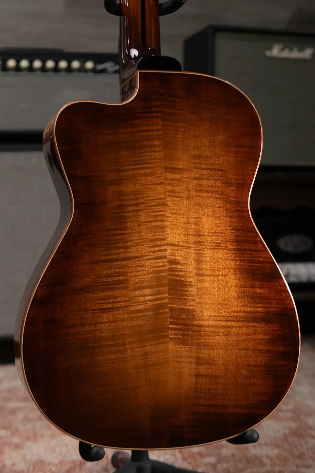 Eastman Cabaret-JB John Buscarino Classical Guitar with Hardshell Case