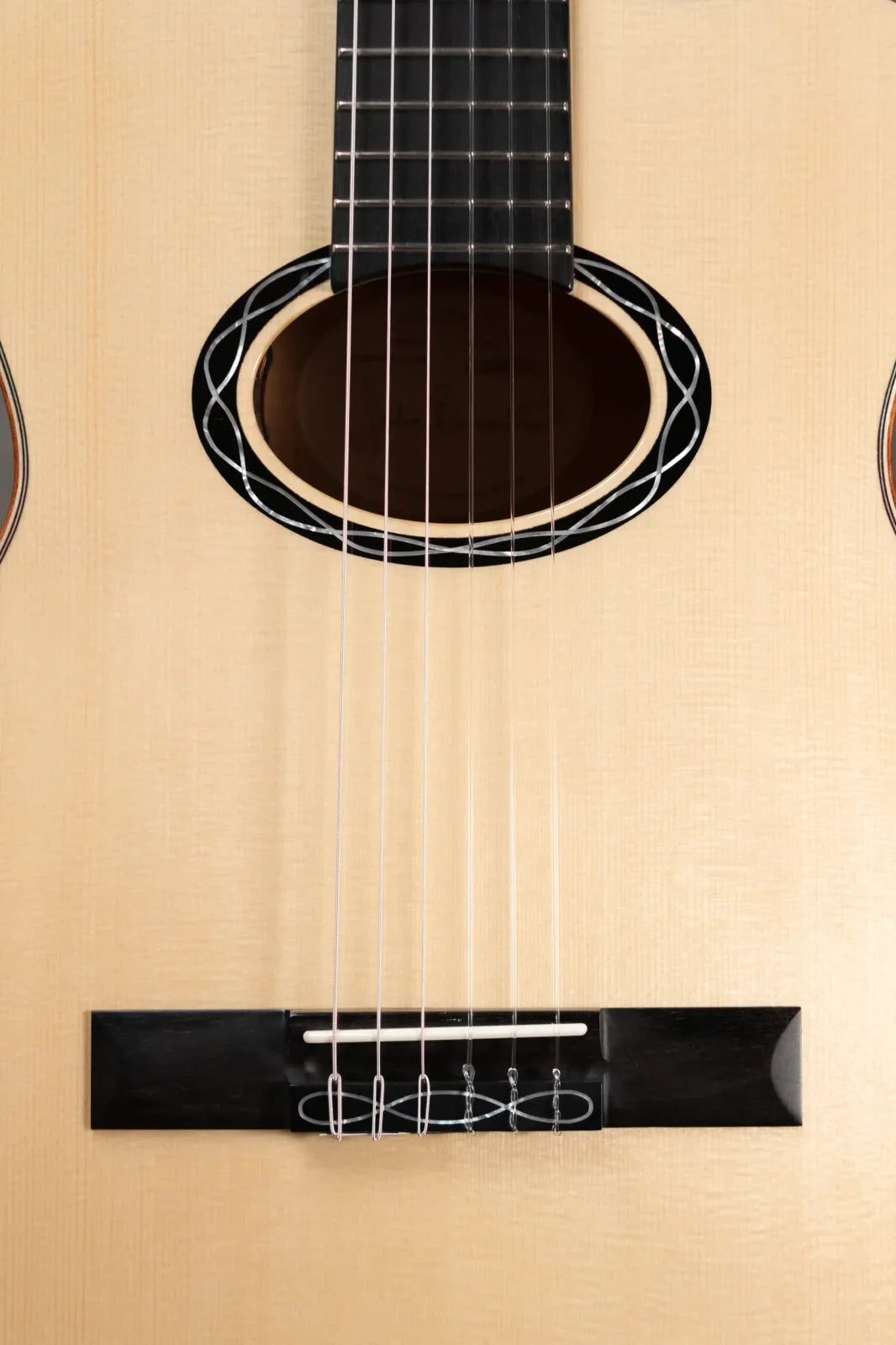 Eastman Cabaret-JB John Buscarino Classical Guitar with Hardshell Case