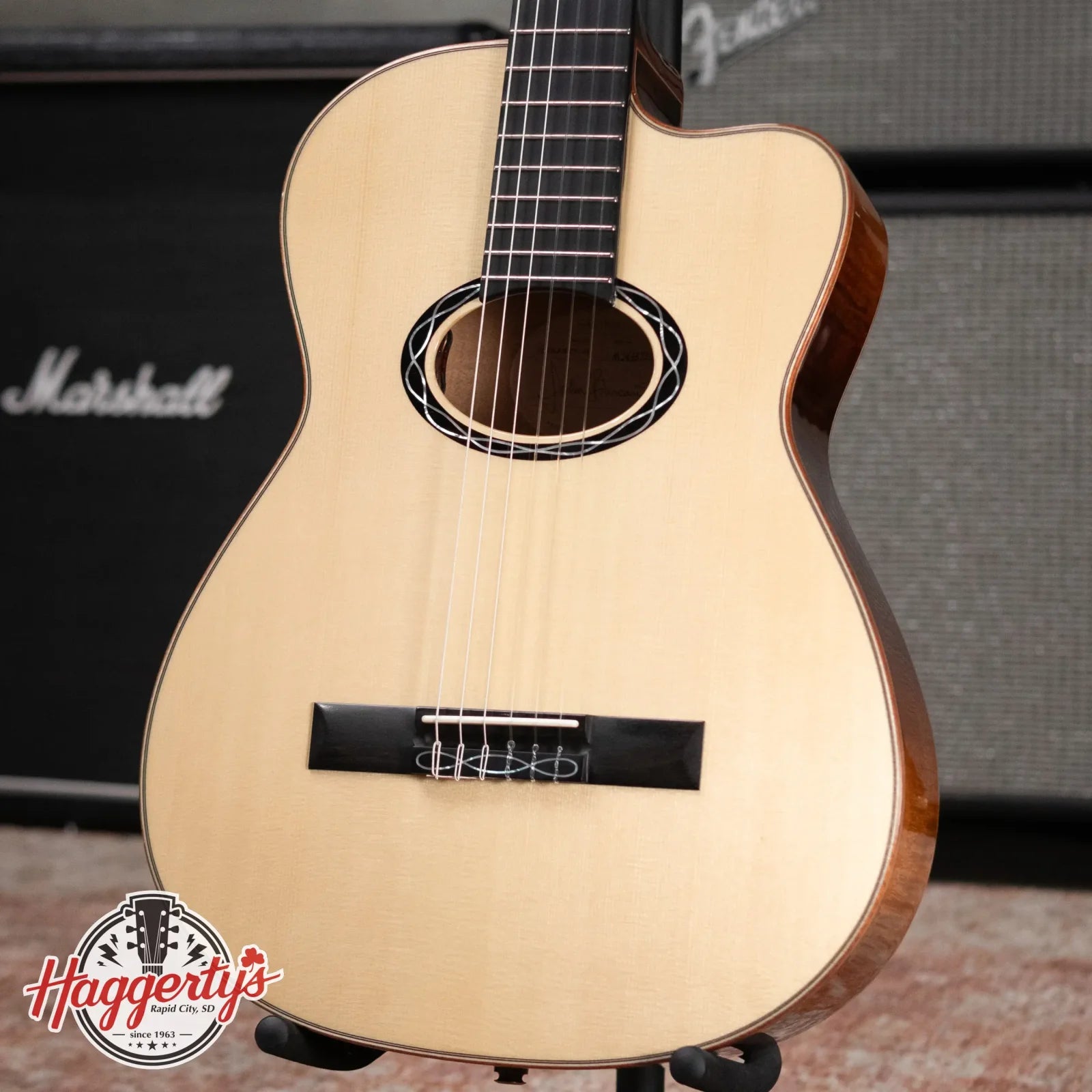 Eastman Cabaret-JB John Buscarino Classical Guitar with Hardshell Case