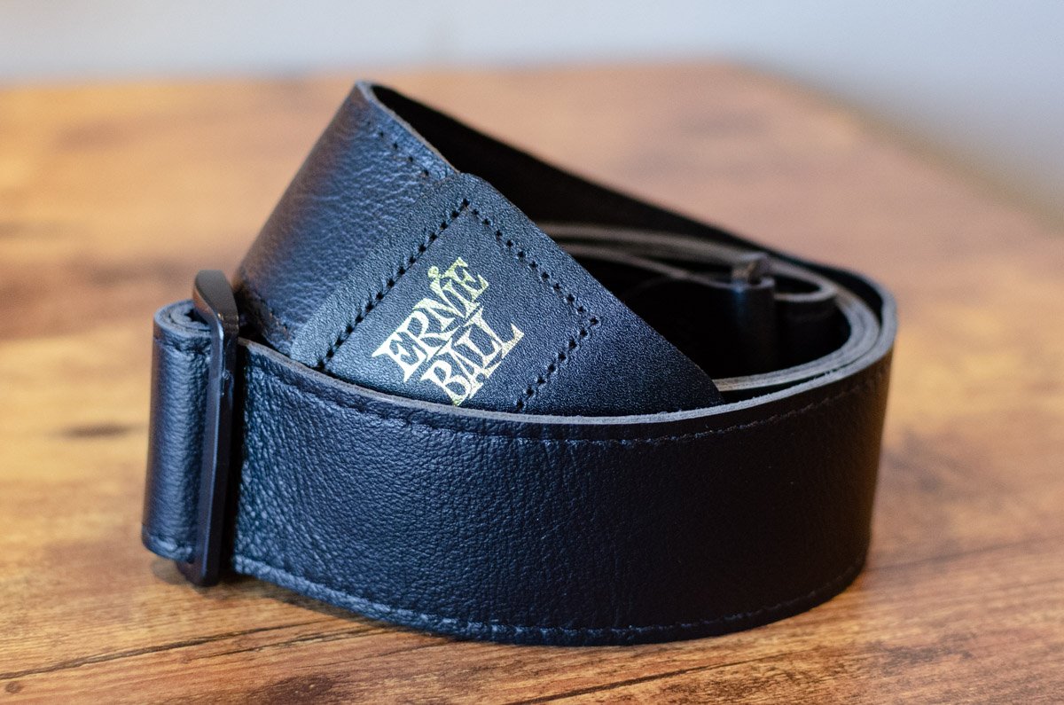 Ernie Ball P04134 Tri-Glide Leather Guitar Strap - Black