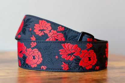 Ernie Ball P05335 Tango Rose Jacquard Strap