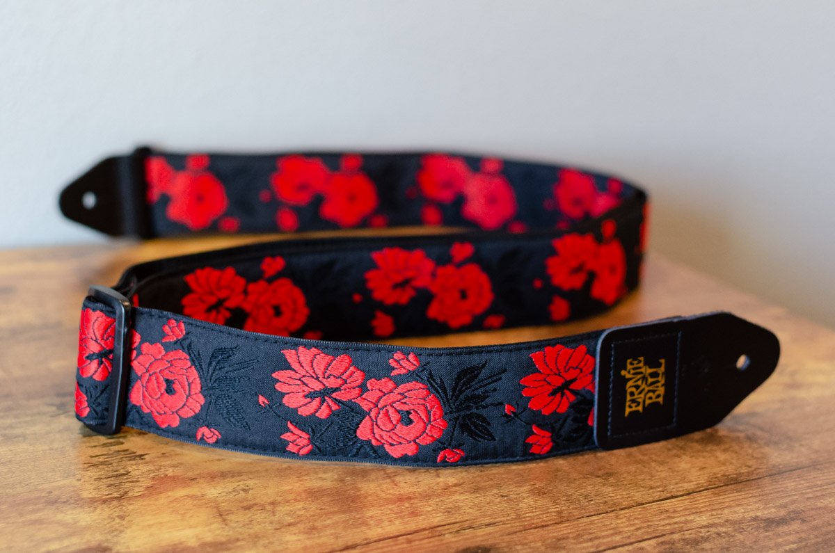 Ernie Ball P05335 Tango Rose Jacquard Strap