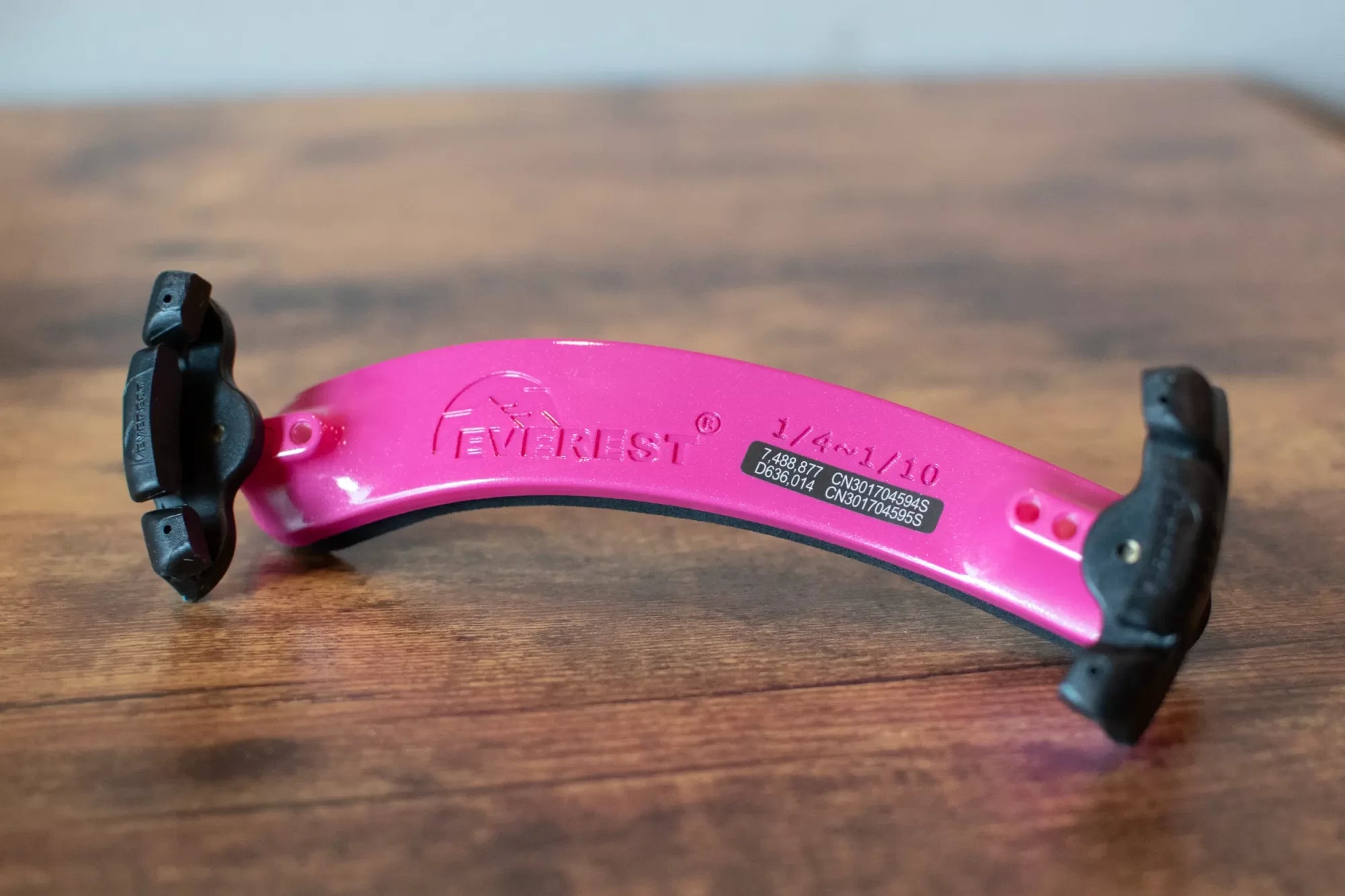Everest Violin/Viola Shoulder Rest, Hot Pink - 3/4-4/4