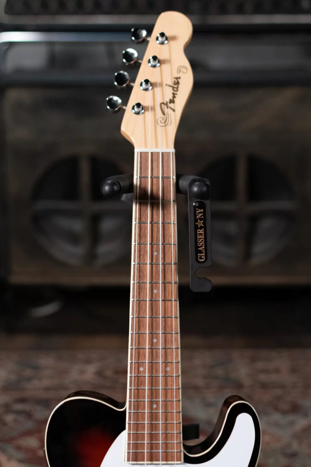 Fender Fullerton Tele Ukulele, White Pickguard - 2-Color Sunburst
