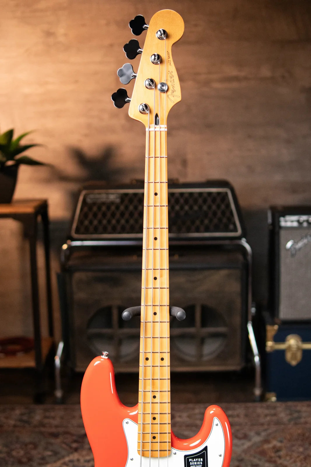 Fender Player II Jazz Bass Maple Fingerboard - Coral Red