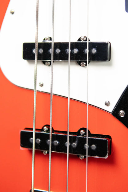 Fender Player II Jazz Bass Maple Fingerboard - Coral Red