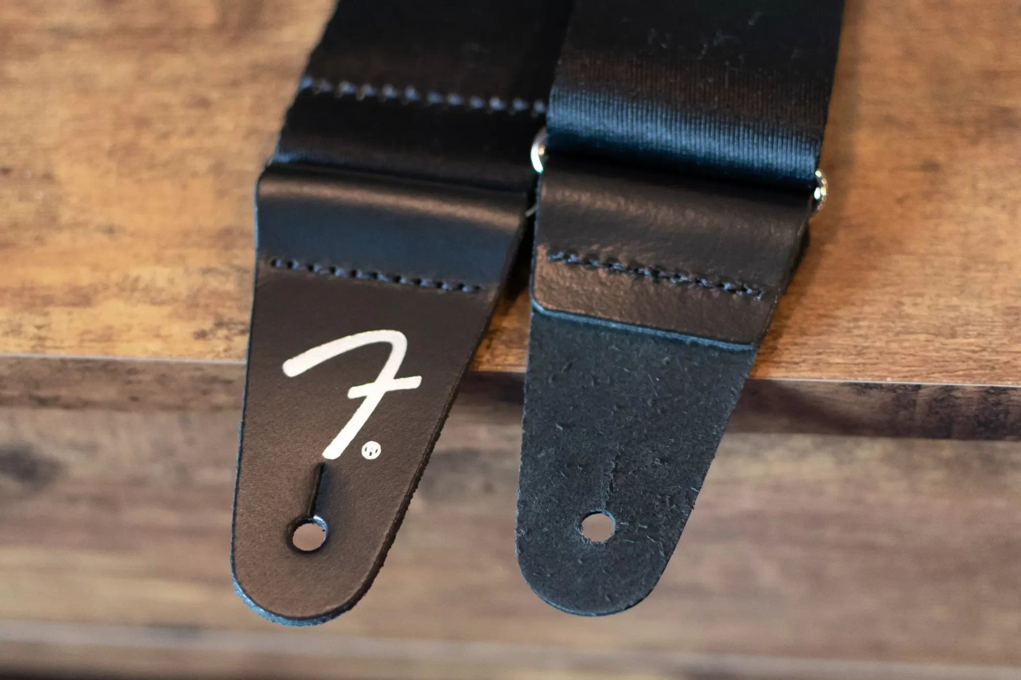 Fender Tom DeLonge To The Stars Strap, Black