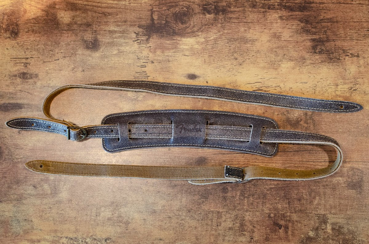 Fender Vintage-Style Distressed Leather Strap